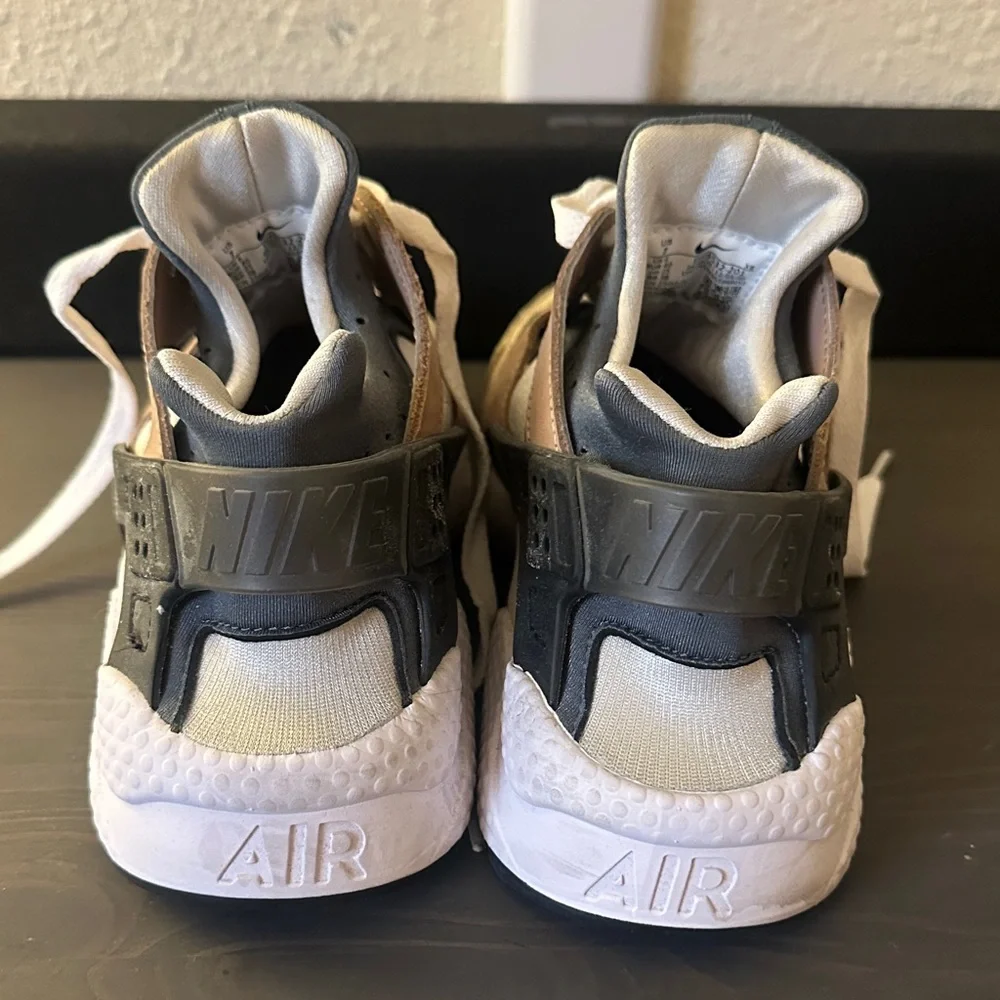 Nike Air Huarache - Picture 2 of 4